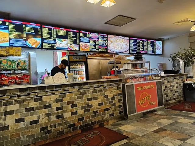 Metro Pizza