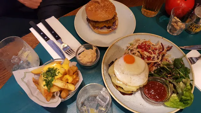 Gourmet Burger Kitchen (GBK)