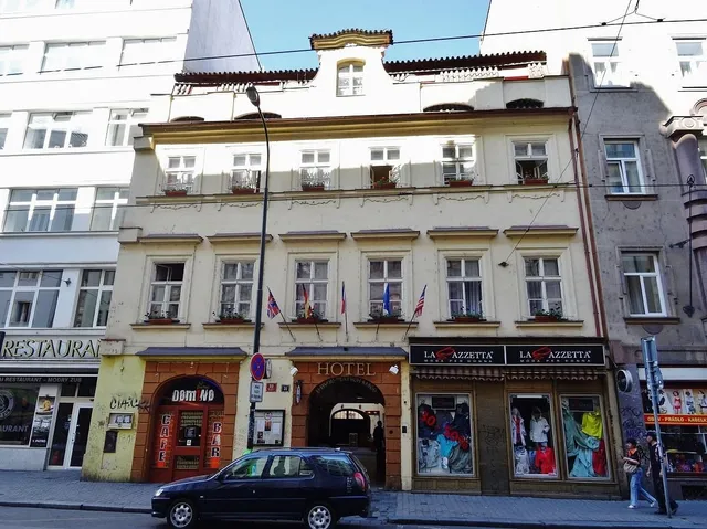 U dvou zlatých klíčů