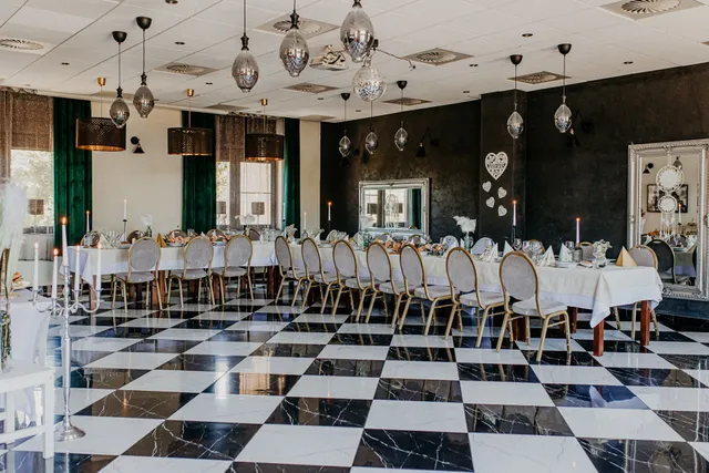 NATA Restauracja Pokoje Gościnne Imprezy Okolicznościowe