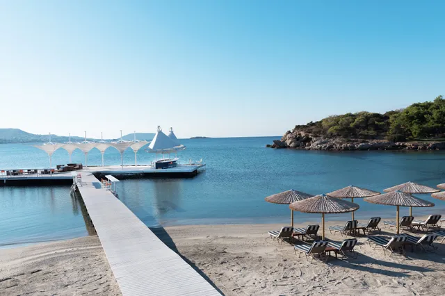 Grand Beach Lagonissi