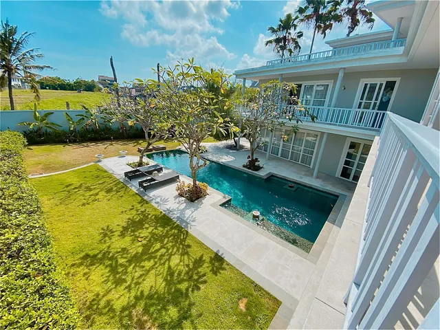 Marigold villas living