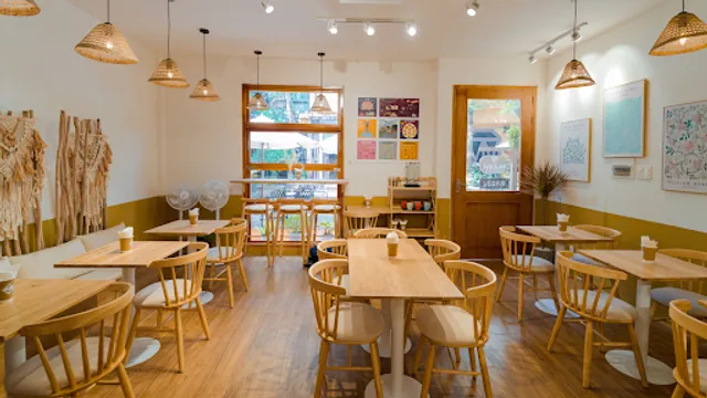 IVEGAN SUPERSHOP BEN THANH - HEALTHY PLANT BASED CAFE