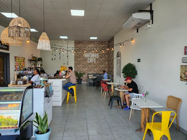 Aromas Café