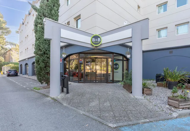 B&B HOTEL Marseille La Valentine Porte d'Aubagne