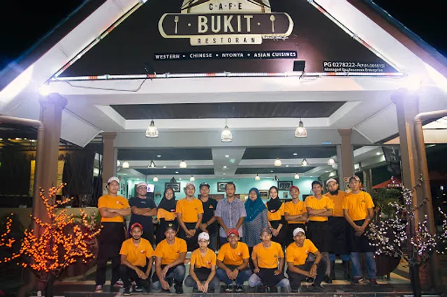 Bukit Restaurant & Cafe