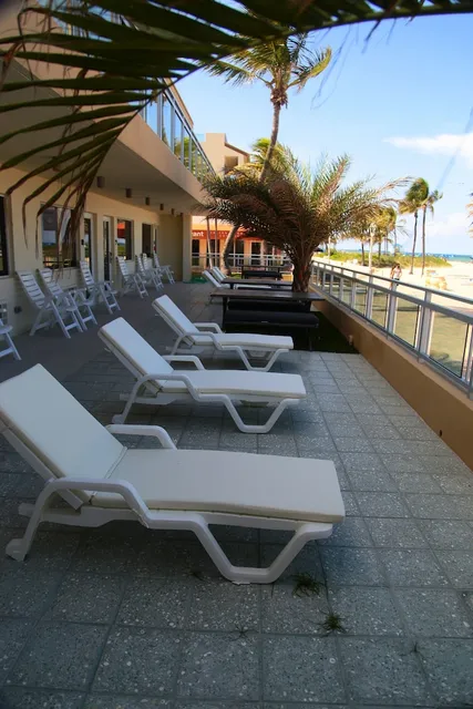 Diane Oceanfront Suites Hollywood Beach, Florida: Best Hotel and Best Motel on the Beach and Most Popular Hotel in South FL
