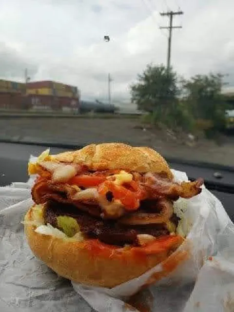 Charlie's Lunch Truck