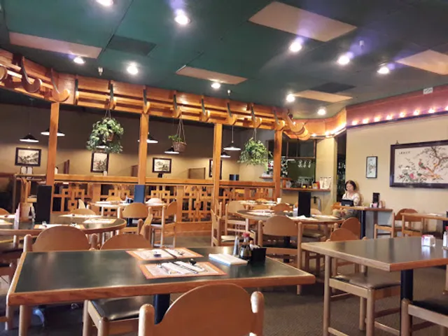 Golden Wok Chinese Restaurant