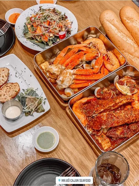 Mr. Đô Cajun Fusion Seafood