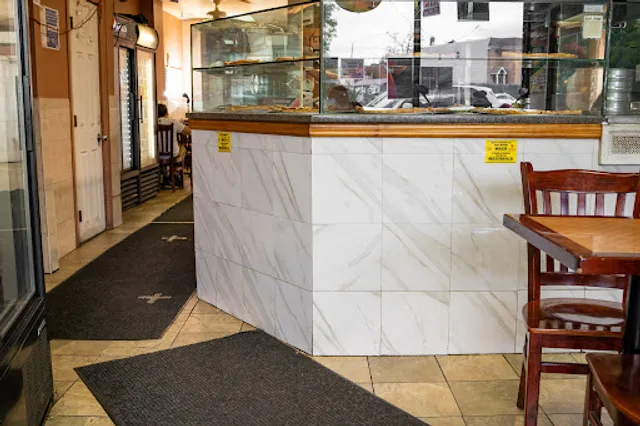 Geo's Pizzeria & Restaurant