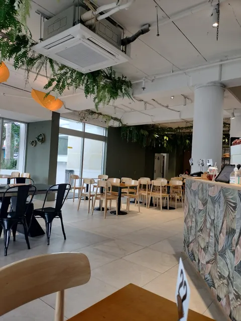 Paper Crane St Lukes Cafe & Restaurant