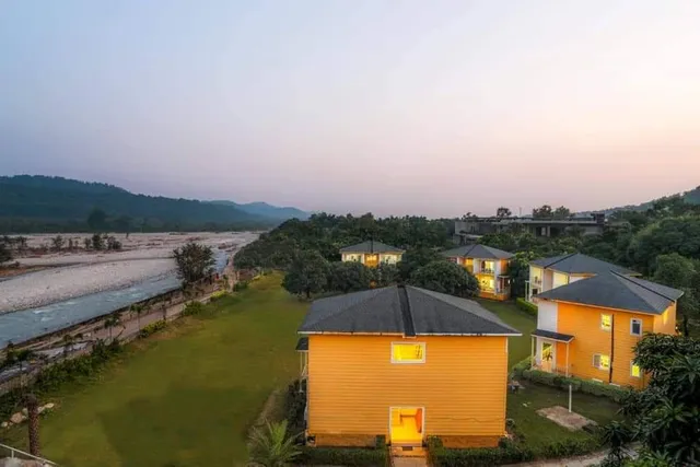 Lemonwood Riverside Premium Resort
