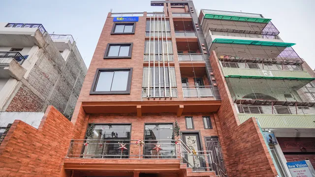 Hotel Raghav Raj Inn Varanasi