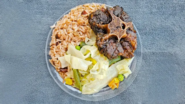 Paula's Jamaican cuisine