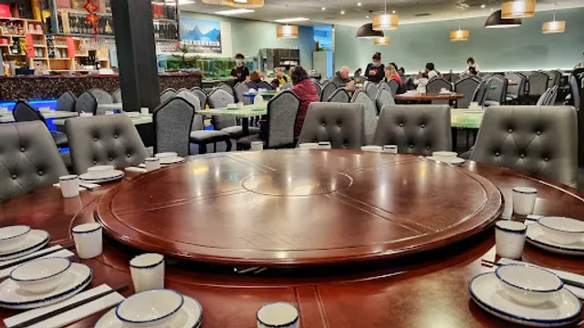 Mr Lobster Private Kitchen 龍虾皇私房菜