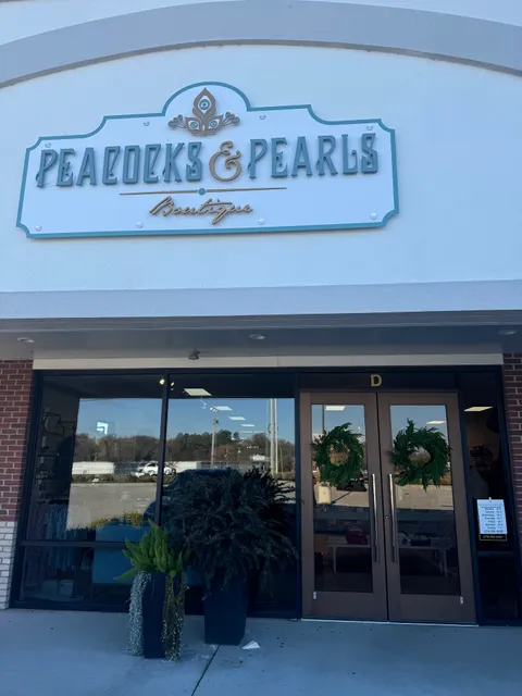 Peacocks and Pearls Boutique