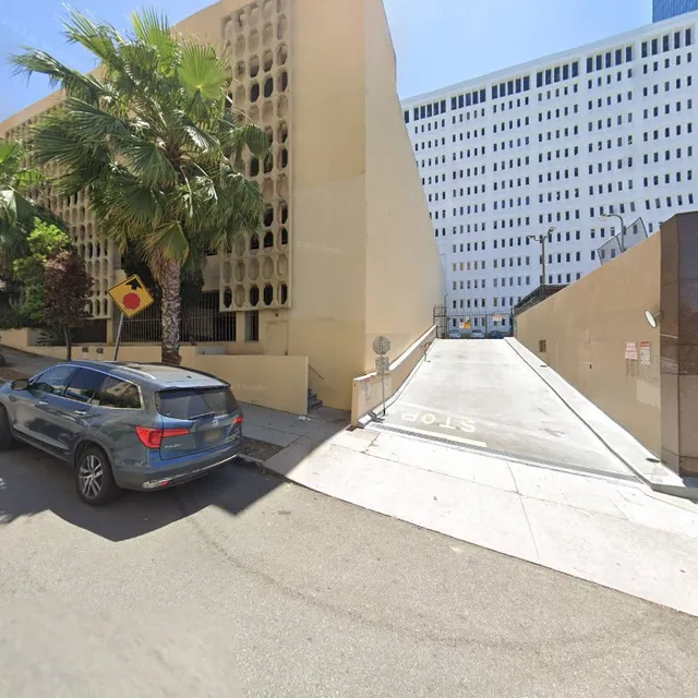 Dr. Vincent L. Anthony, MD