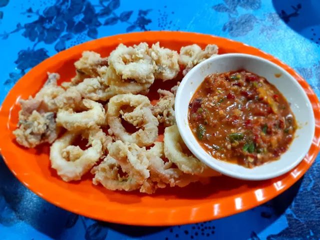 Pecel Lele Tenda Mama