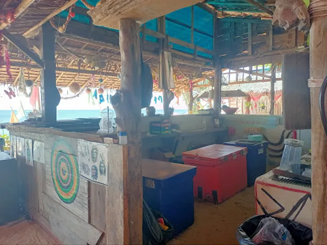 FUSION Beach Bar and Restaurant