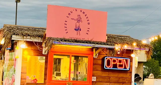 Lizzy Lou's Shaved Ice