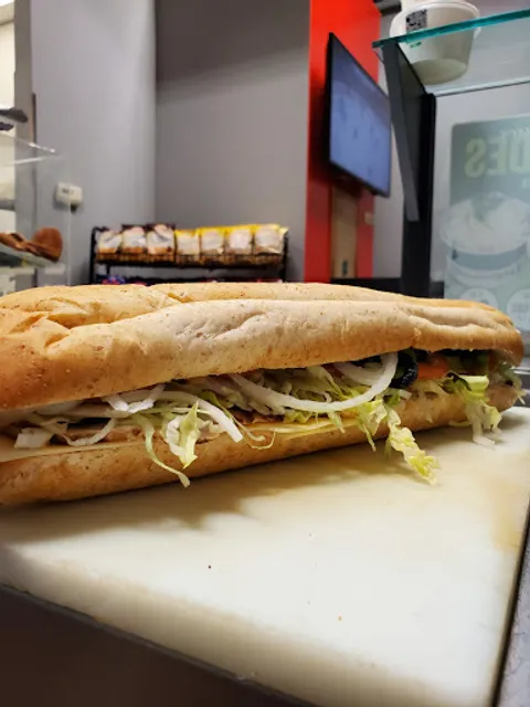 Dagwoods La Sandwicherie