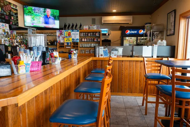 Boat House Grill & Bar