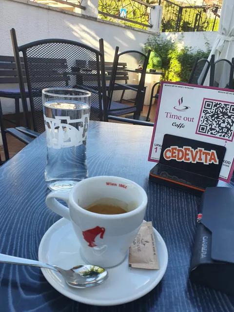 Caffe Bar "Time Out"