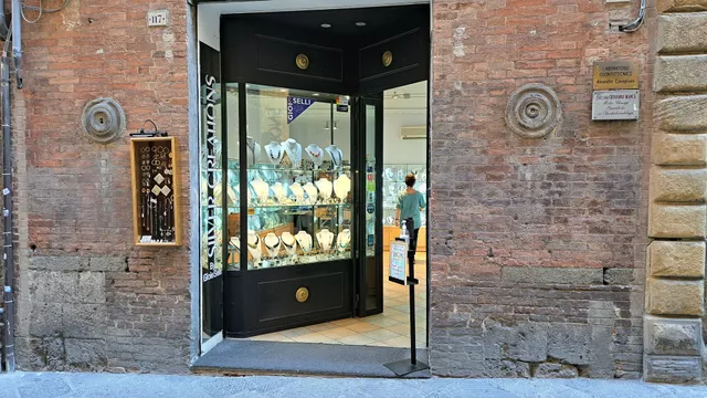 Gioieselli Di De Marinis Paola Selene & C. Sas