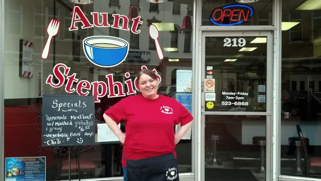 Aunt Stephie's