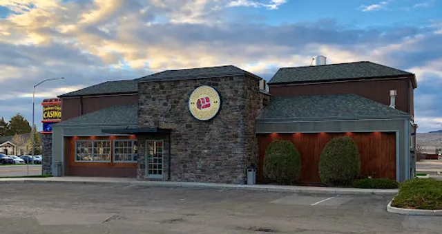 Treasure Chest Pizza and Casino