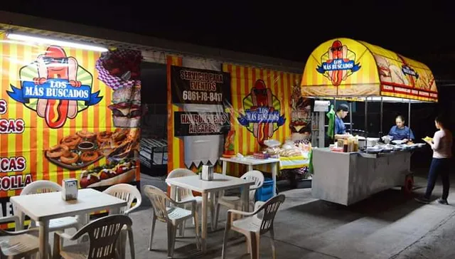 los mas buscados hotdogs y hamburguesas