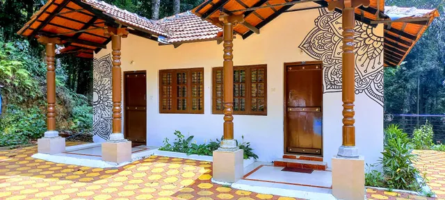 Q experiences madikeri