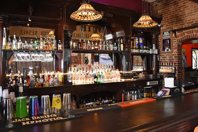 LAVA LOUNGE Bar & Hookah