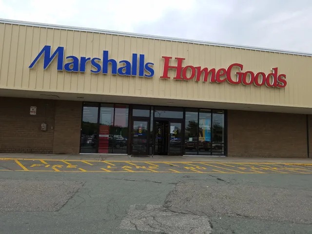 Marshalls & HomeGoods