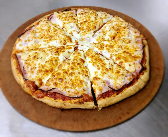 Santa Lucia Pizza Saskatoon East