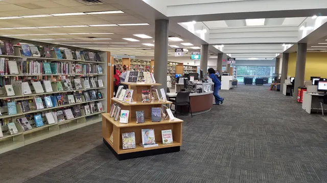 Columbus Metropolitan Library: Karl Road Branch