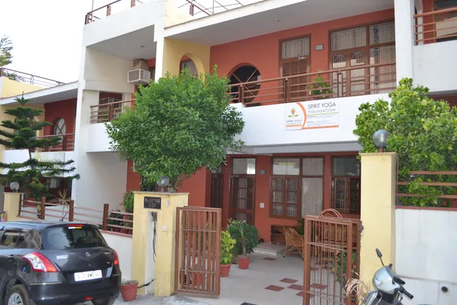 Raj Cottage Ganga Vatika
