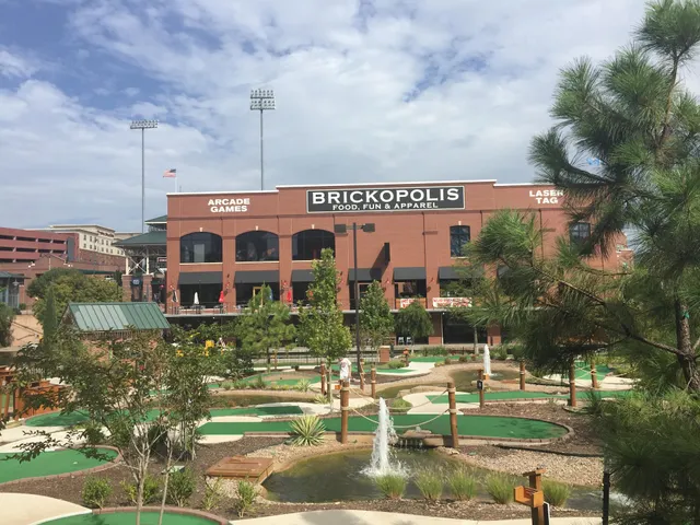 Brickopolis Mini Golf