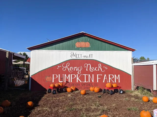 Longneck Pumpkin Farm
