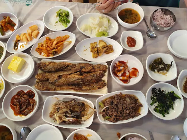 어촌마을(연수동 전라도밥상)