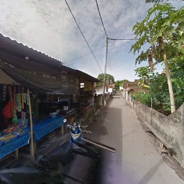 Naa Nyaman Ayam Bakar Taliwang