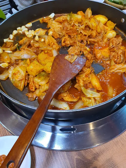 불타는춘천닭갈비