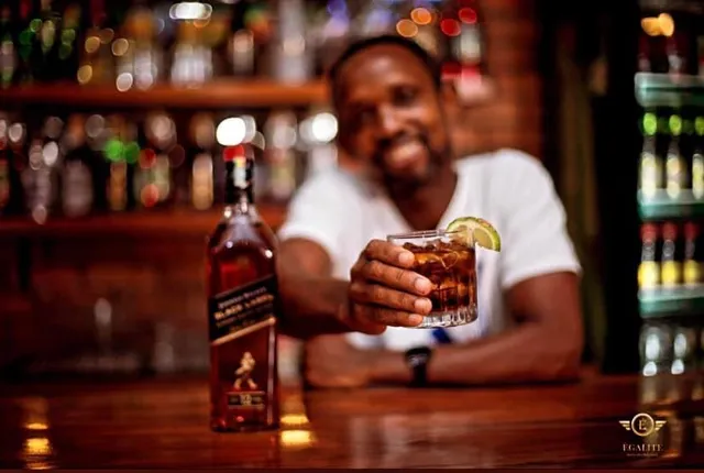 Égalité Sports Bar and Restaurant