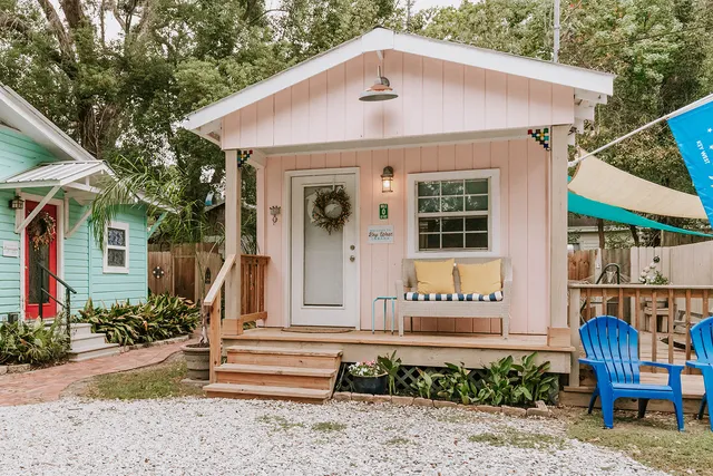 Front Beach Cottages