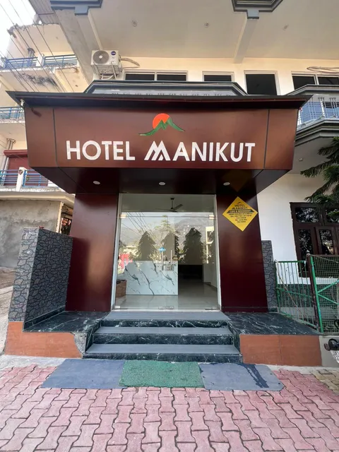 Hotel Manikut
