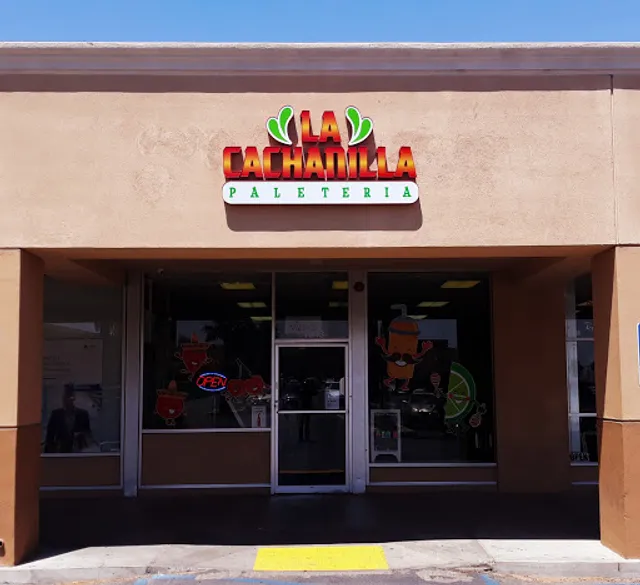 Paleteria La Cachanilla