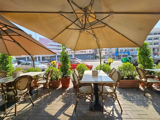 Dar Beirut Restaurant & Grill