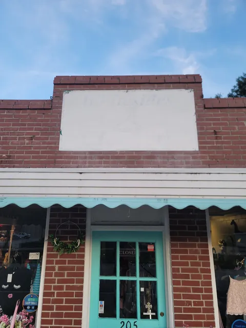 Amazing Grace Boutique & Consignment