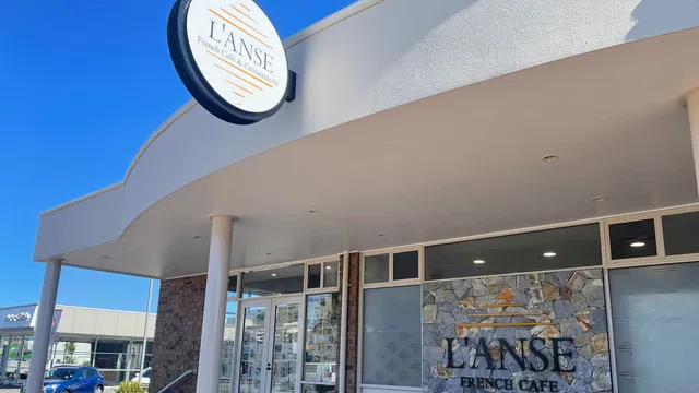 L'Anse French Café & Croissanterie